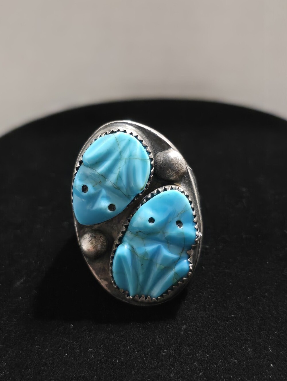 Vintage Native American Sterling Silver Carved Turquoise Ring Size 10.75 34.8 gr